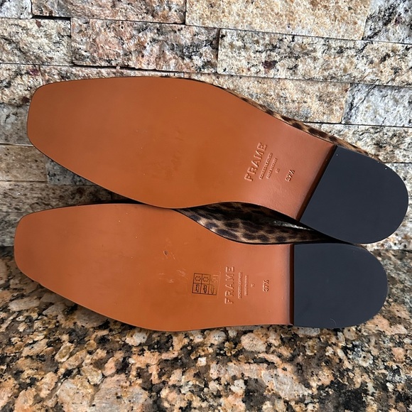 Frame Women's Le Verona Genuine Calf Hair Loafer - Picture 7 of 8